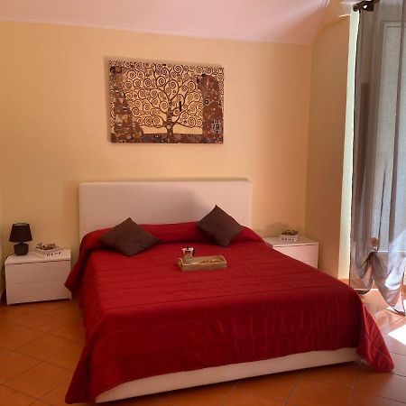 Home In Love: Vicoletto Dei Presepi Naples Extérieur photo