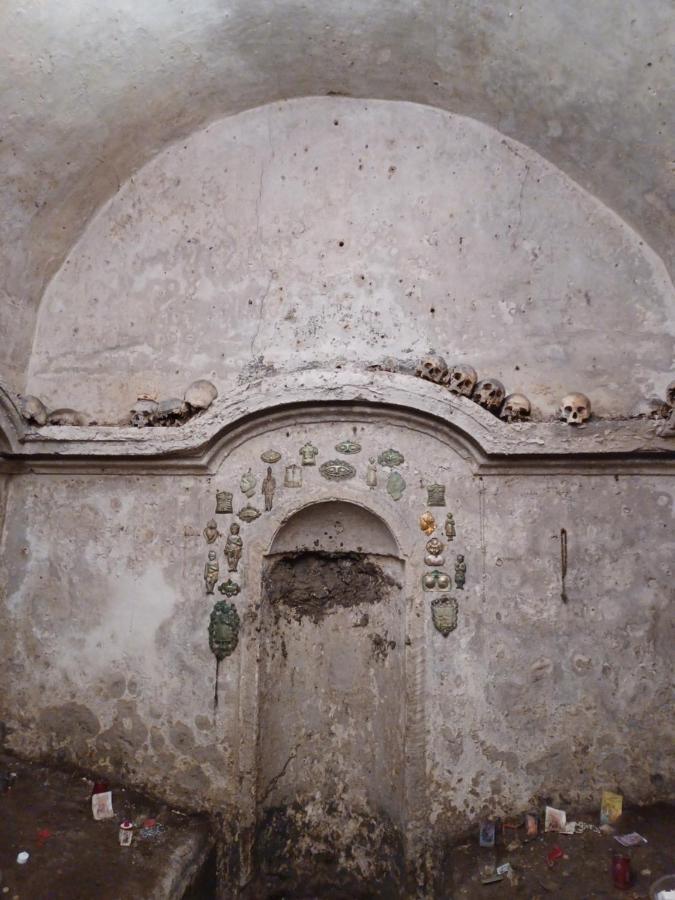 Home In Love: Vicoletto Dei Presepi Naples Extérieur photo